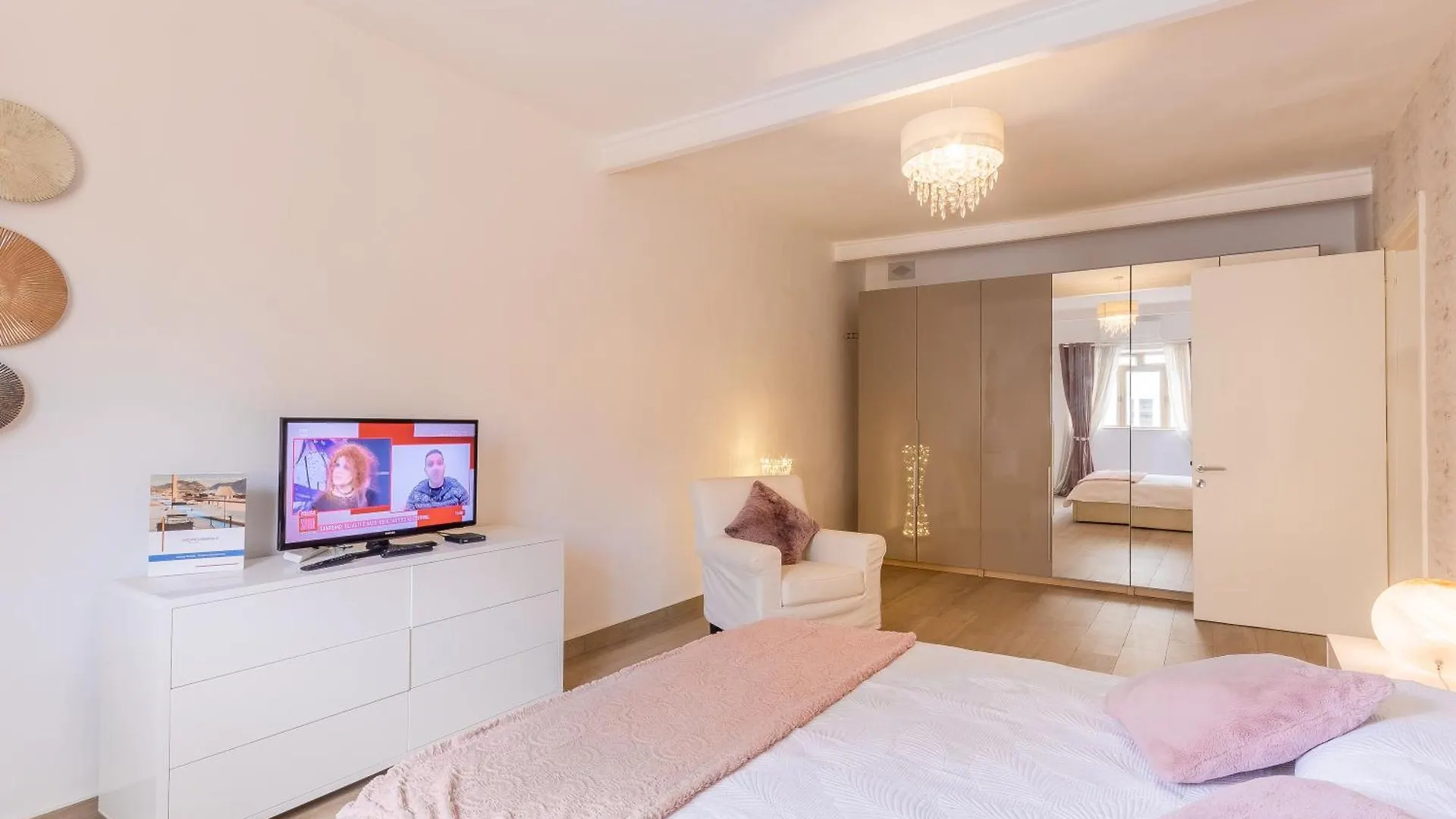 Magnificent Sea View Penthouse Cospicua - Happy Rentals 0*,