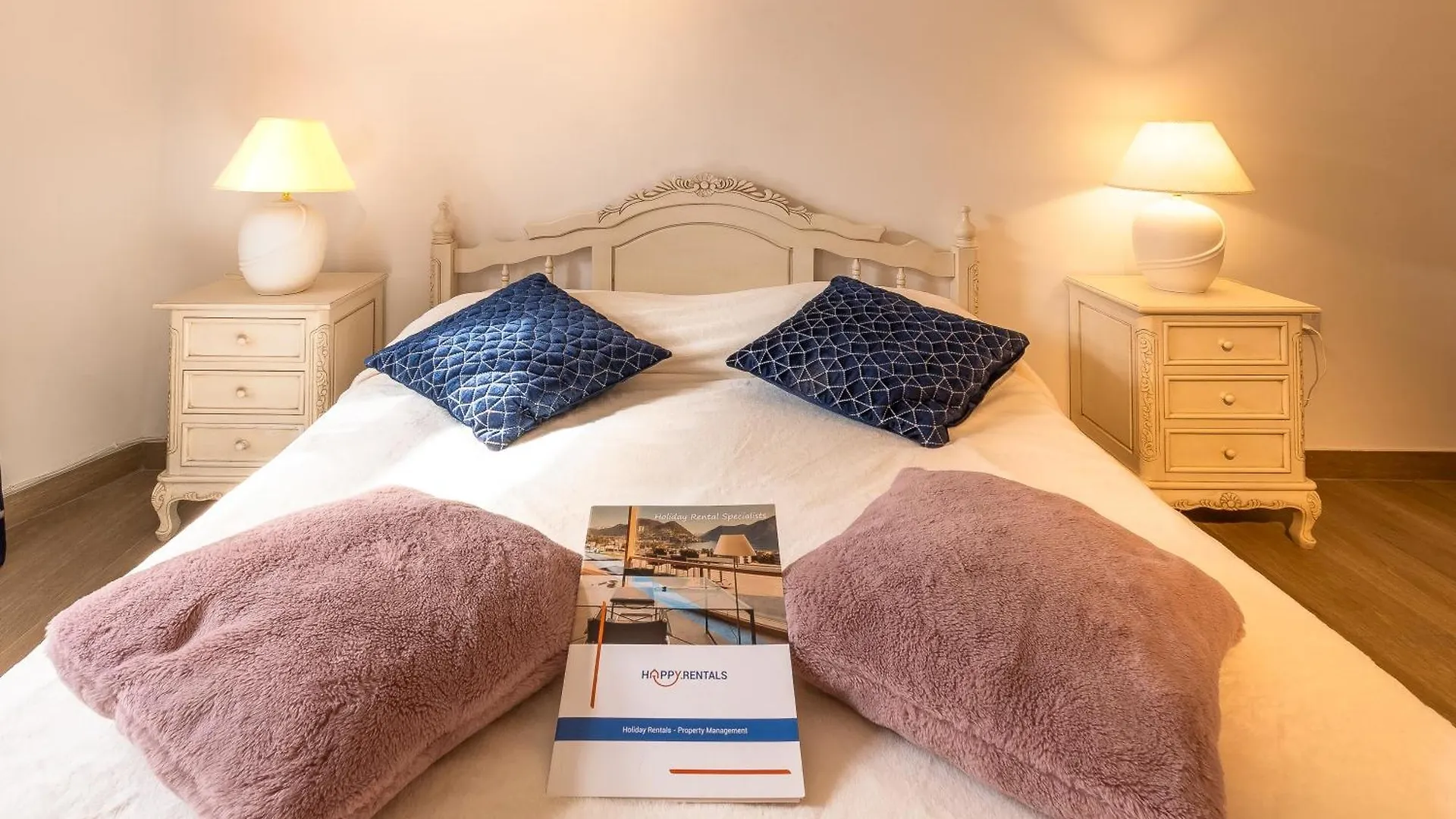 Magnificent Sea View Penthouse Cospicua - Happy Rentals 0*,
